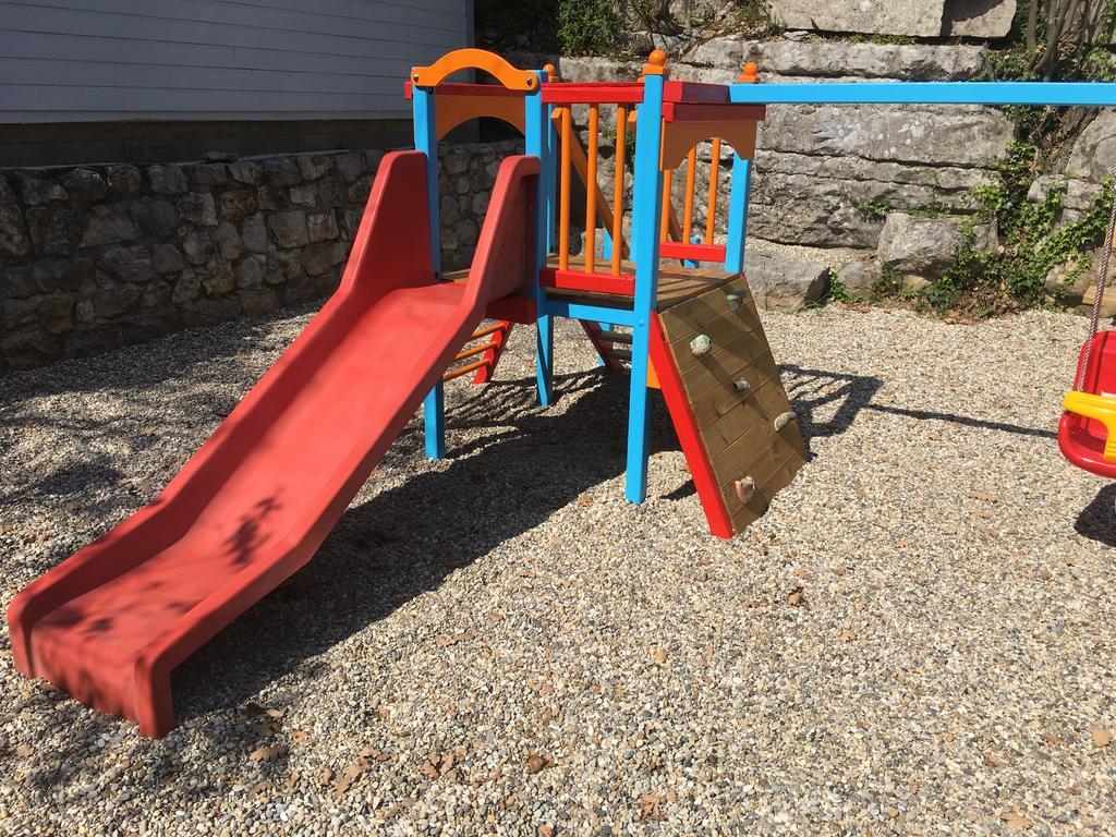 Camping Les Chenes Verts Vogue